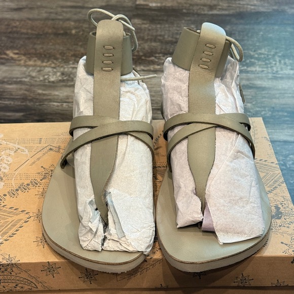 Free People Vacation Day Wrap Sky Gladiator Sandals Size 41 EU Lace Up Beach NEW - Picture 2 of 12
